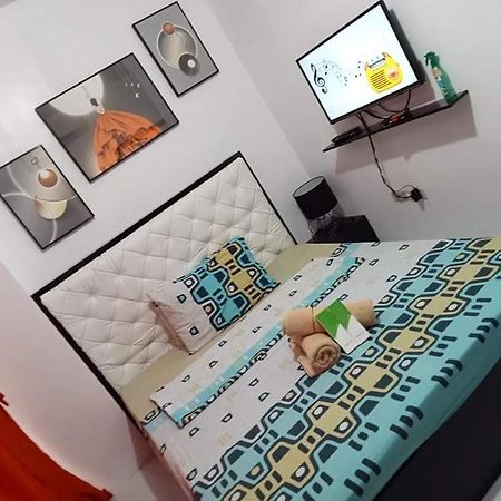 N&J Lopez Lodging House 파사이 외부 사진